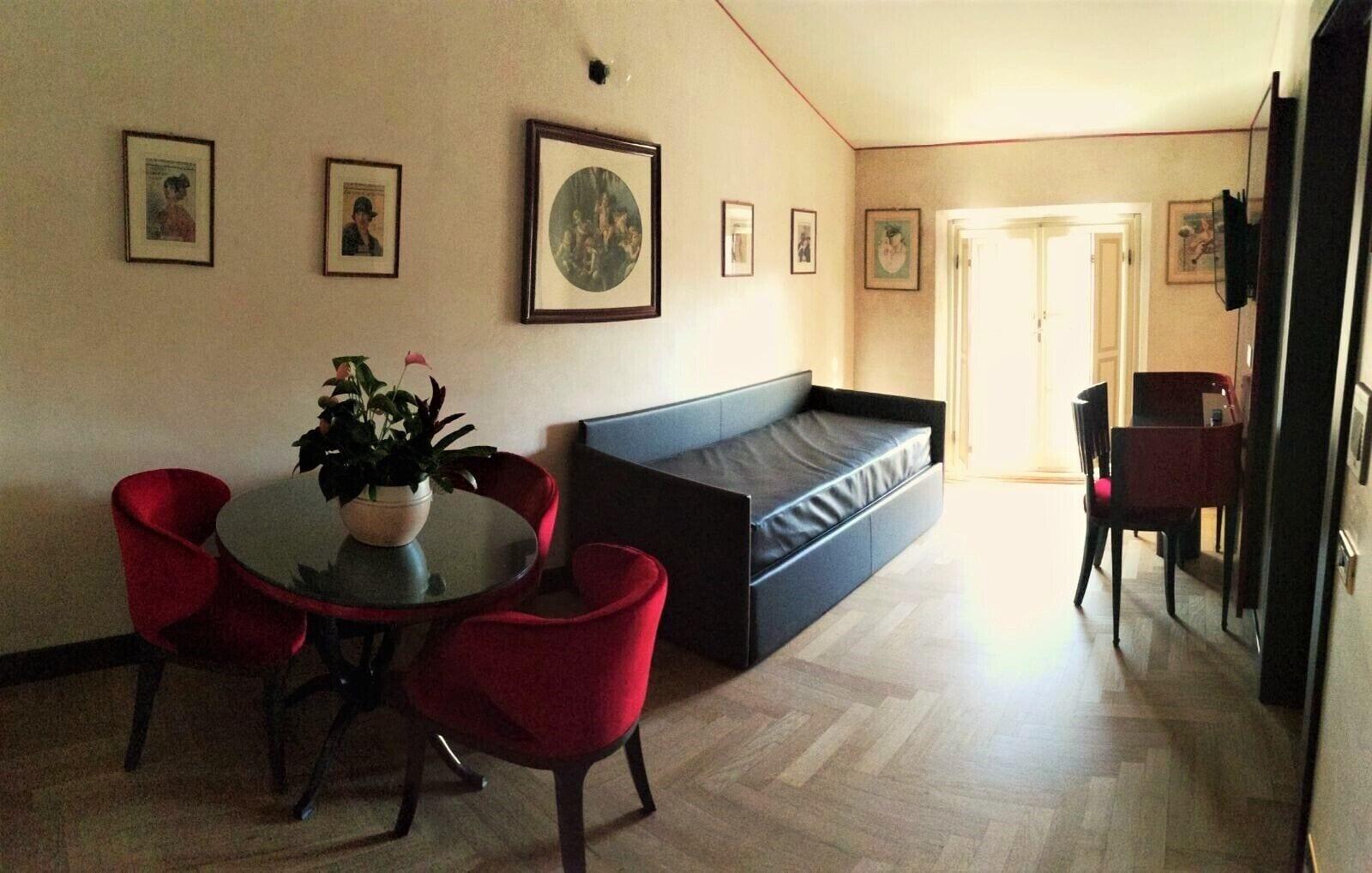 Hotel Verdi Boutique Hotel Парма Екстер'єр фото