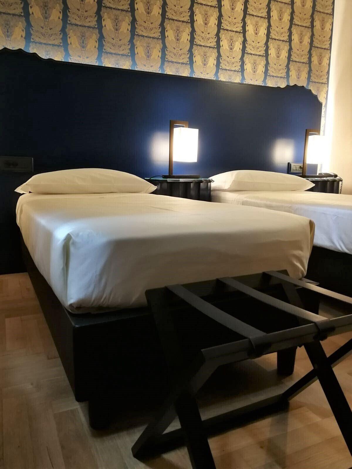 Hotel Verdi Boutique Hotel Парма Екстер'єр фото