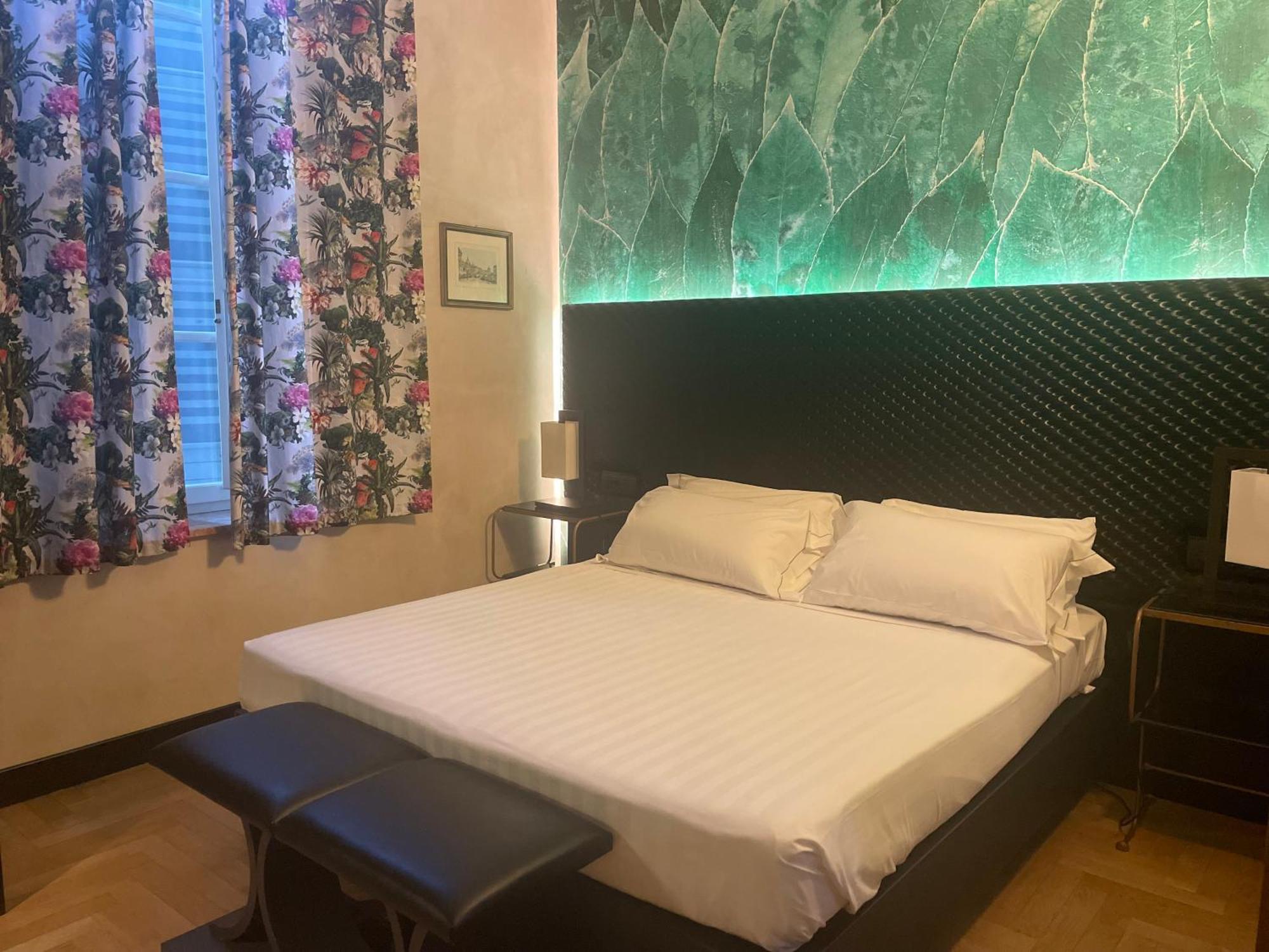 Hotel Verdi Boutique Hotel Парма Екстер'єр фото